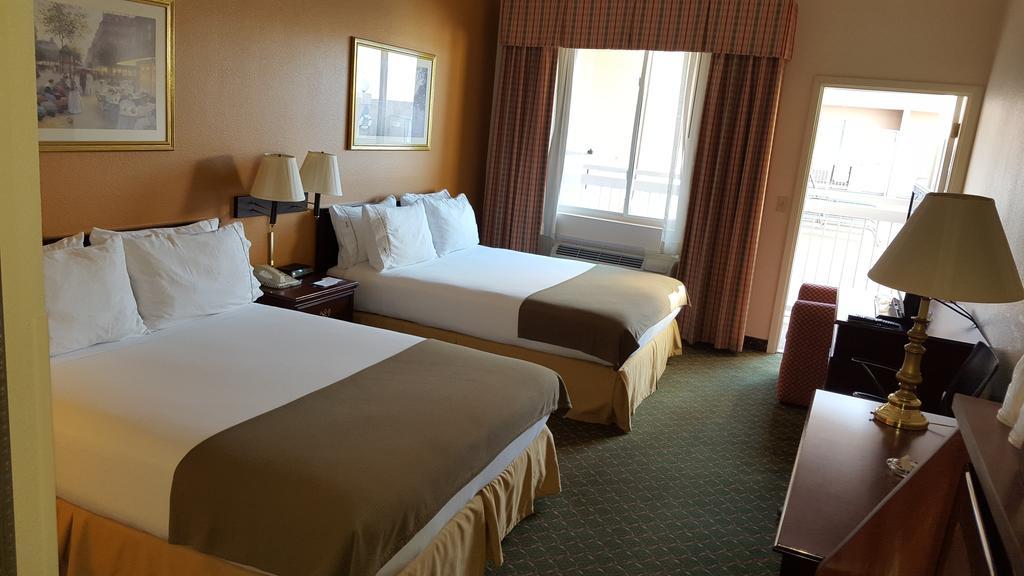 Country Inn & Suites By Radisson, Fort Worth West L-30 Nas Jrb Eksteriør billede